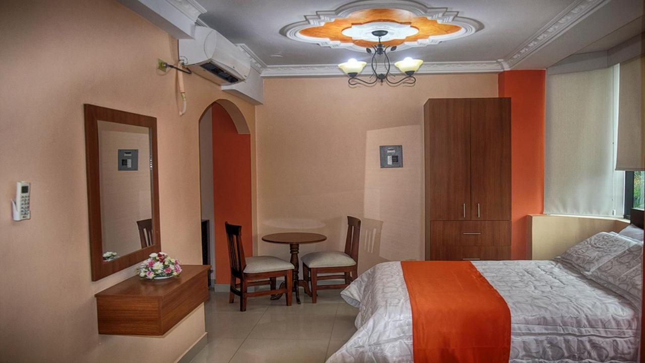 Olan'S Hotel Group Esmeraldas Esterno foto