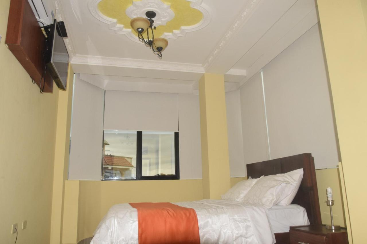 Olan'S Hotel Group Esmeraldas Esterno foto